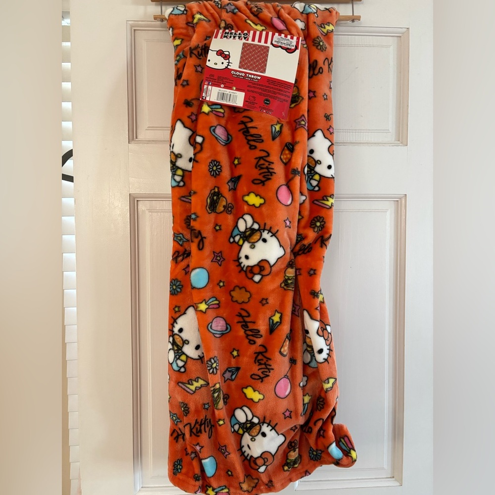 Hello Kitty Blanket